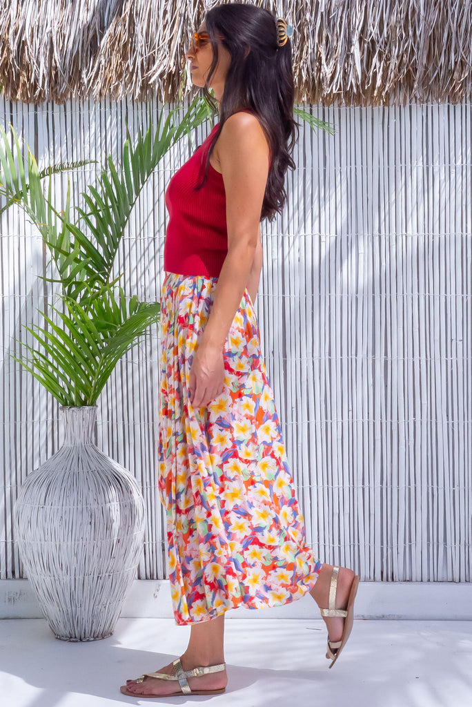 The Atlantis Be Happy Maxi Skirt is a gorgeous multicolour skirt with a watercolour floral print. The maxi skirt features a double yoke waistband, elasticated back of waist and is made from 100% rayon.