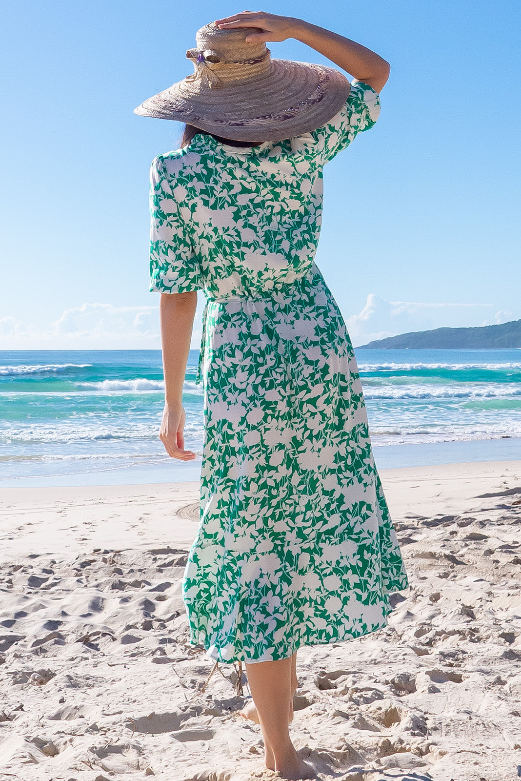 ASCENO RHODES JADE GREEN BAMBOO SATIN MAXI DRESS – The Edition 94