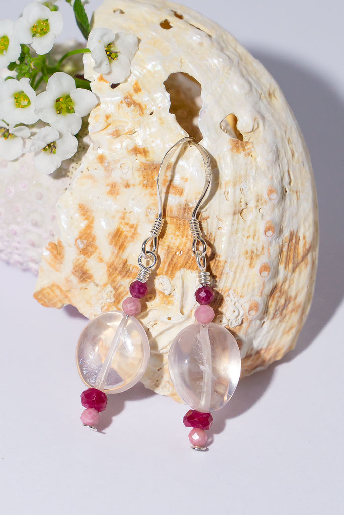 With 3 beautiful shades of pink these delicate earrings are perfectly pretty.