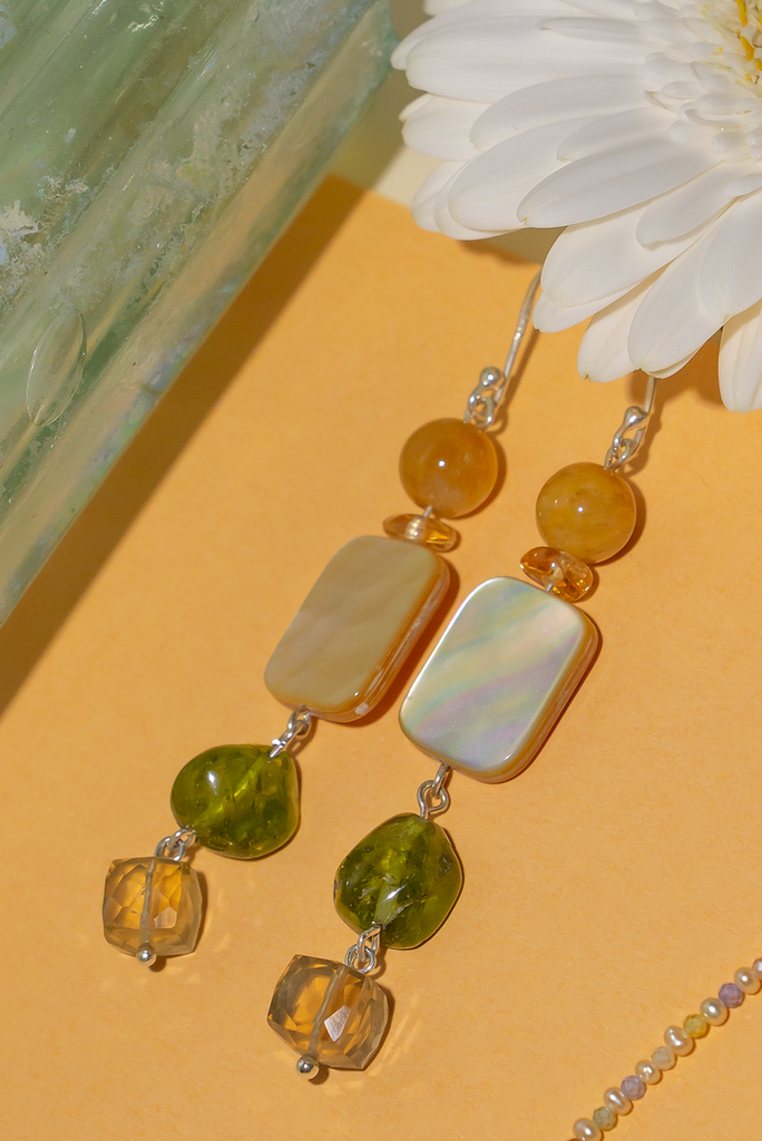The Histoire earrings are designed and assembled using an assortment of new, old and repurposed stones.