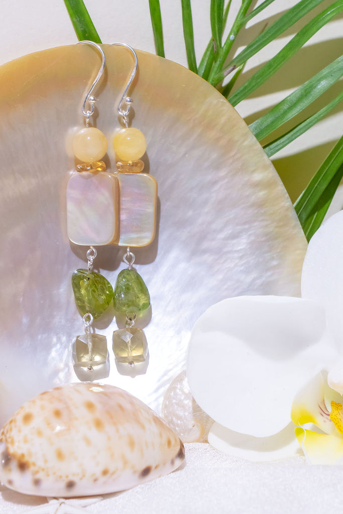 The Histoire earrings are designed and assembled using an assortment of new, old and repurposed stones.