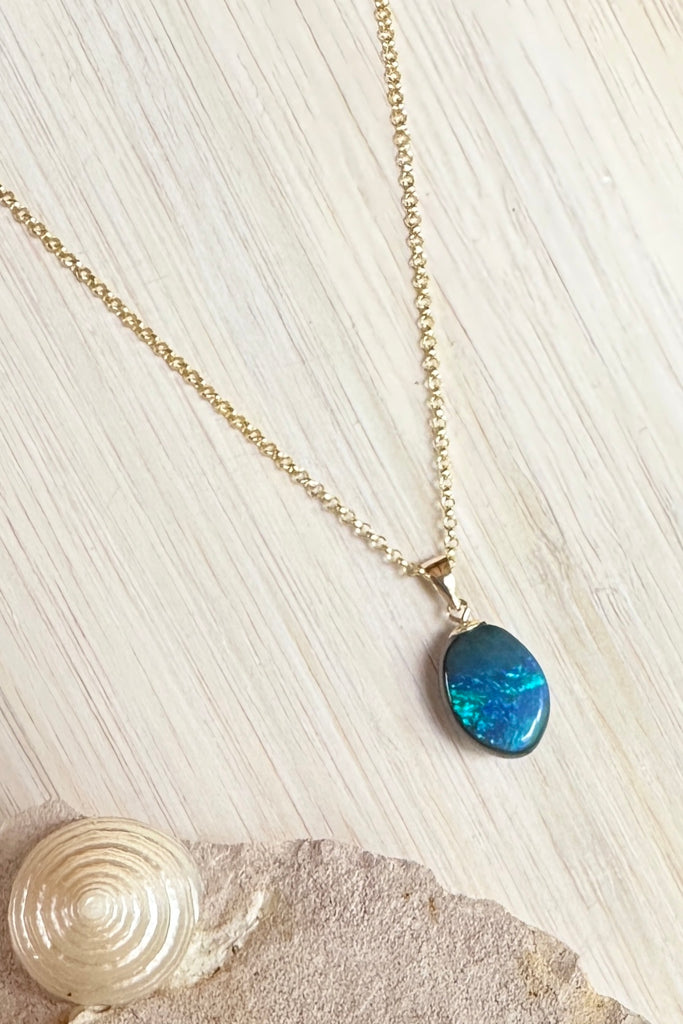 This exceptional and unique opal is both captivating in its design as well as its intense colours. Inspired by Nazare Reef this beautiful opal features swirls of blue, green and aqua.