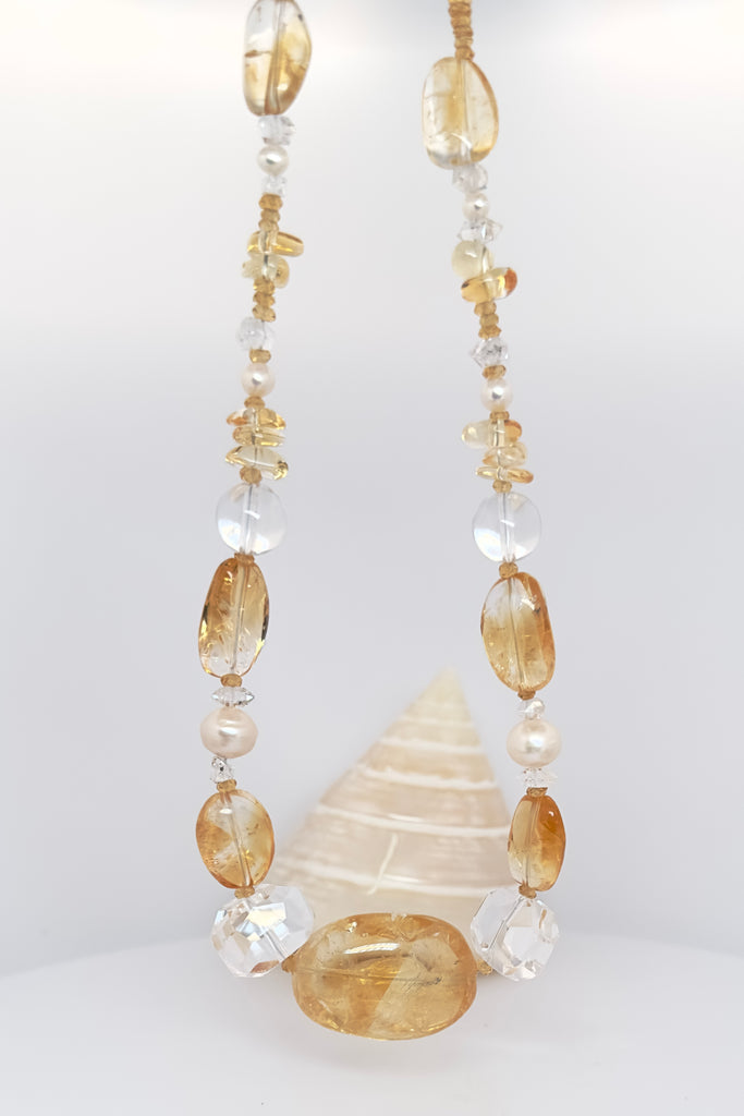 Stones are Citrine, Herkimer Diamonds, Rock Crystal, Pearls.