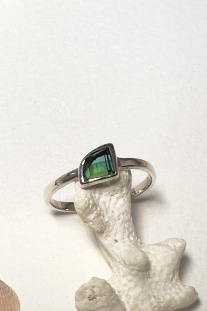 Tourmaline ring