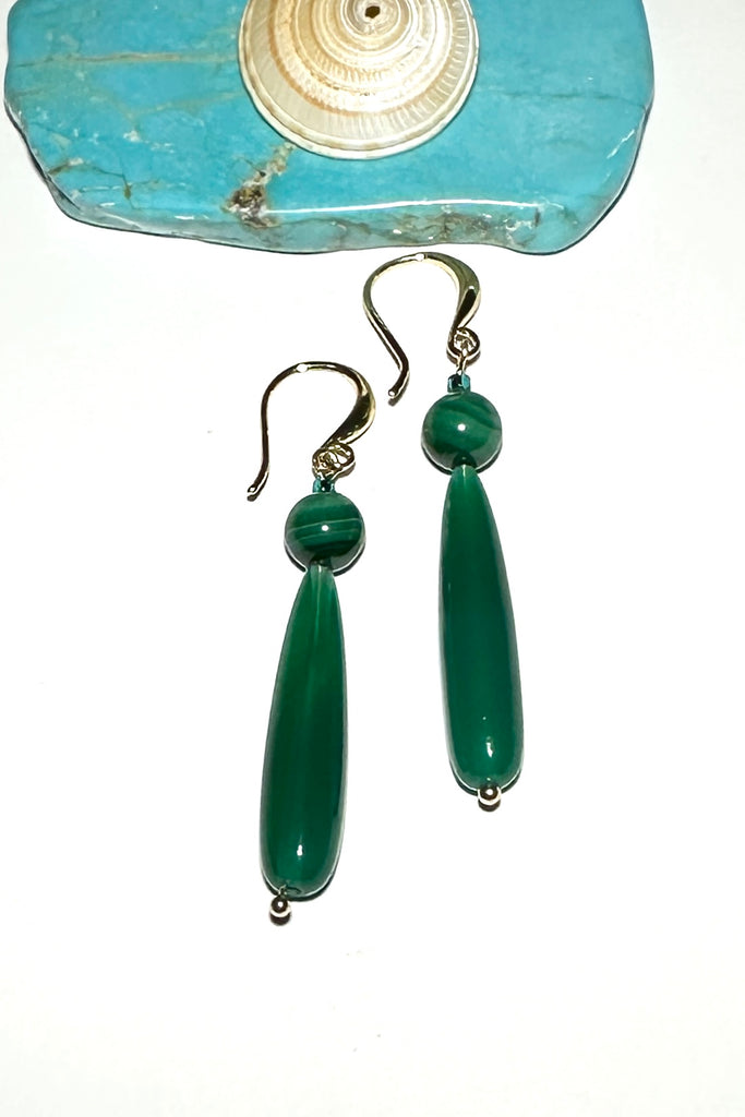 Lustrous jungle green drop earrings, a perfectly chic swing style to add a pop of style this summer

Green coloured Quartz with a Malachite top stone.