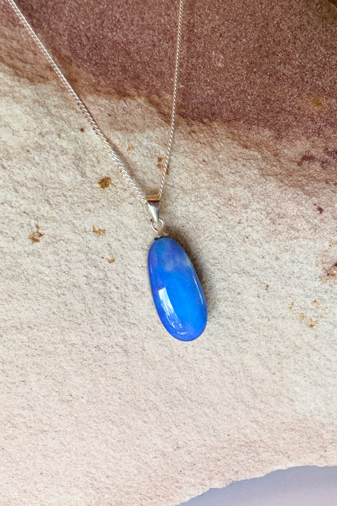 A beautiful opal pendant as blue as the sky on a summers day.&nbsp;

16.34ct Solid Australian boulder Opal, cobalt blue. Responsible sourcing.