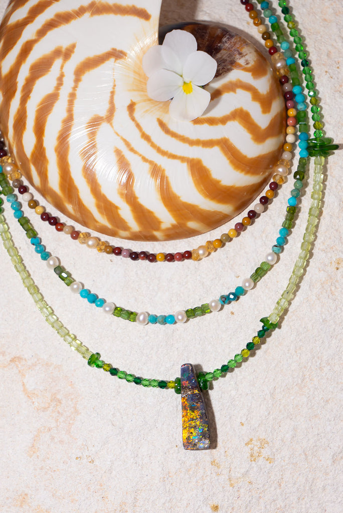Gorgeously green this beautiful piece sparkles, shimmers and shines.