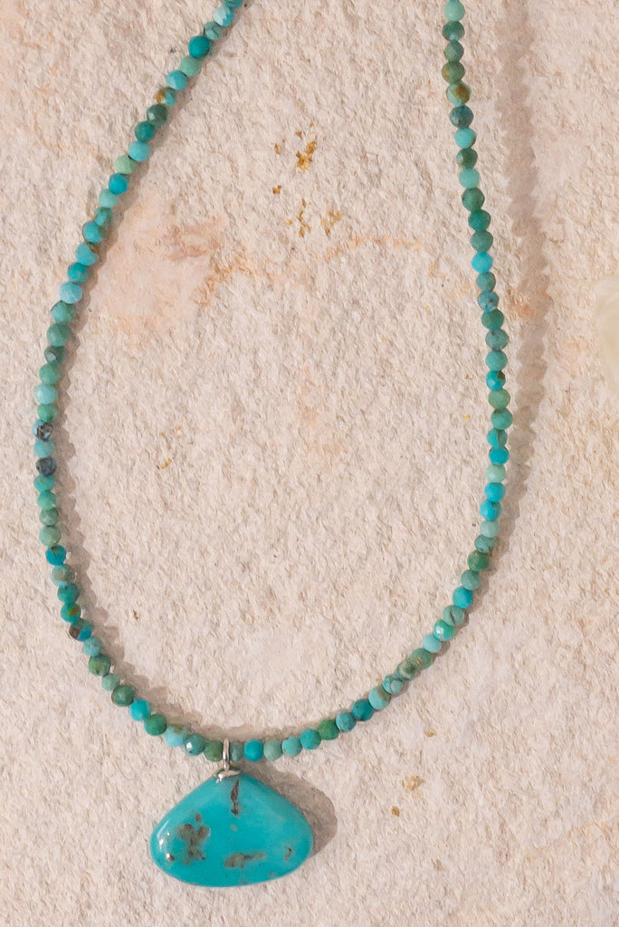 Beautiful & bright this gorgeous natural turquoise necklace is the perfect pop of colour.