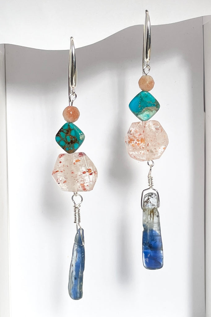 The Histoire eqrrings are designed and assembled using an assortment of new, old and repurposed stones