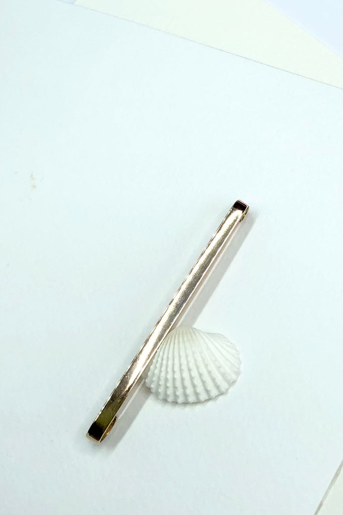 A really lovely plain piece which can be worn as a tie pin or a bar brooch