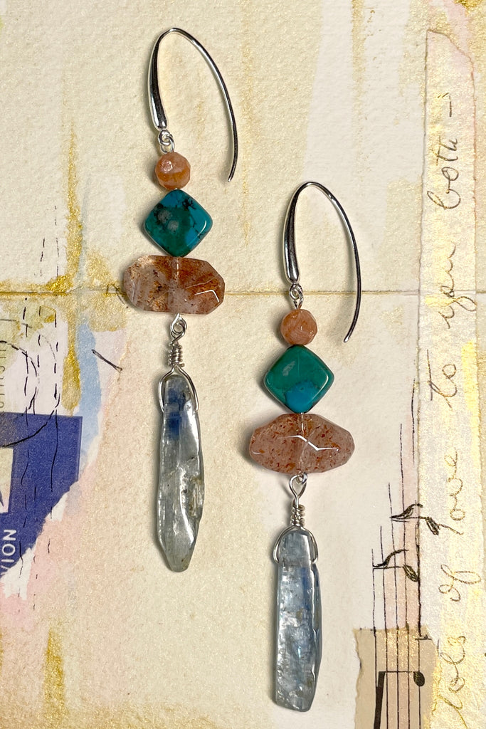 The Histoire eqrrings are designed and assembled using an assortment of new, old and repurposed stones