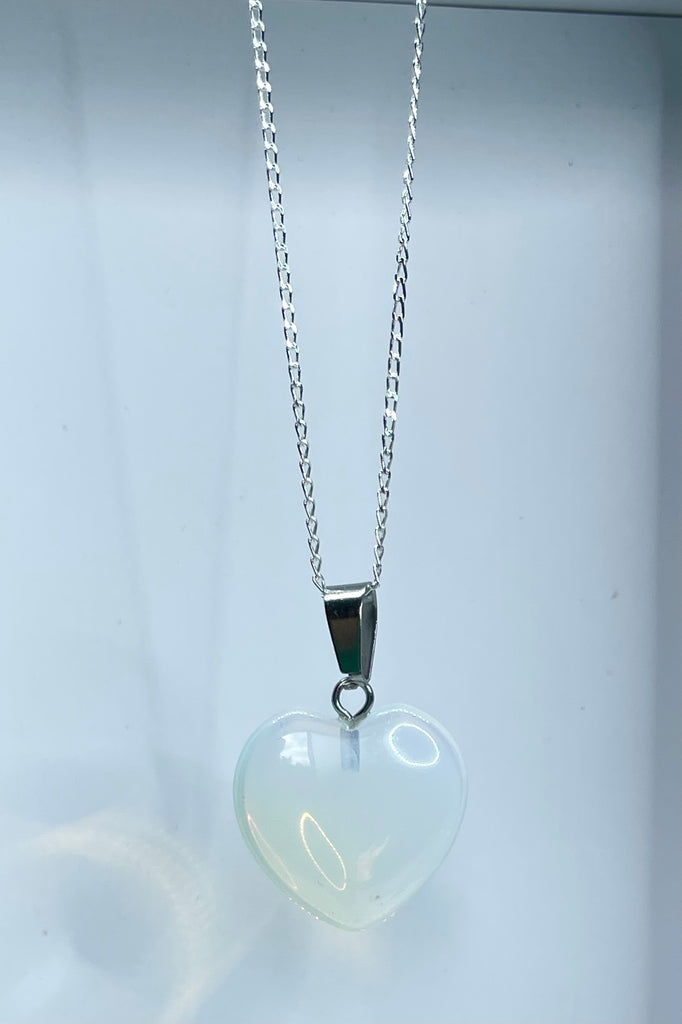 endant Paloma Heart Luminous is a lovely softly glowing love heart, this pendant necklace is perfect 