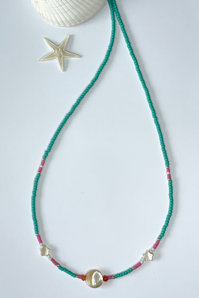 The Necklace Cay Island Red is from the Cay range of jewellery which was designed after visiting The Bahamas, the clear blue seas, white sand and vibrant colours of the houses inspired these gorgeous pieces.
