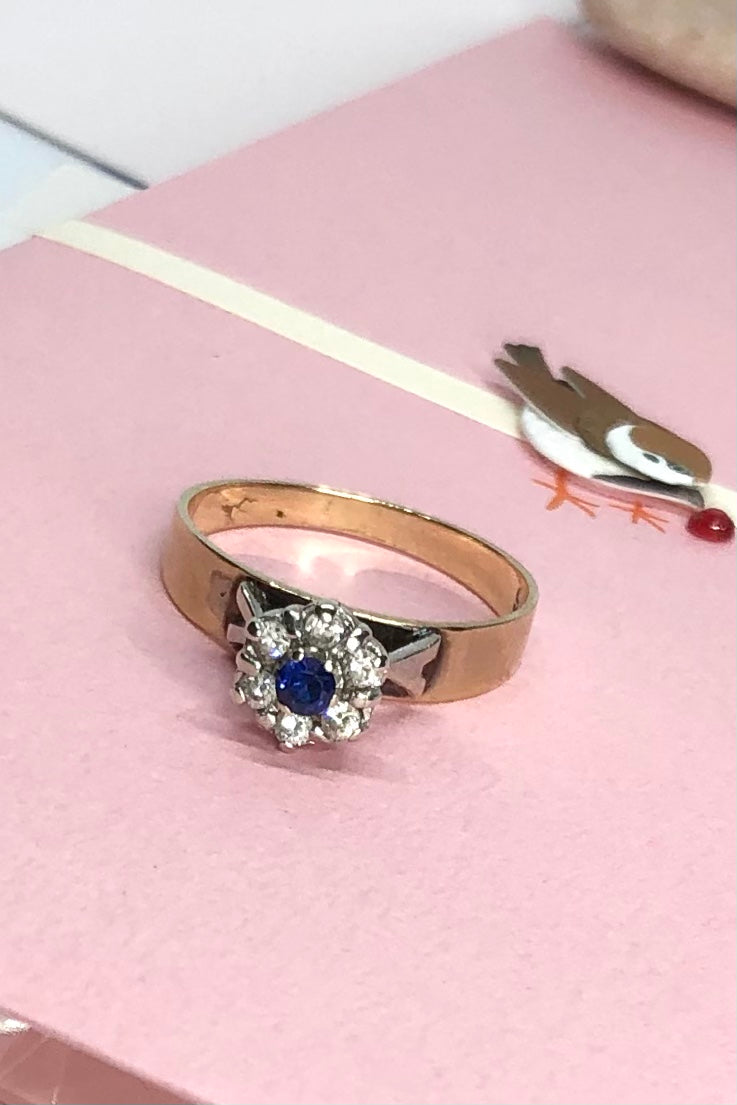 Vintage 9ct gold shop ring