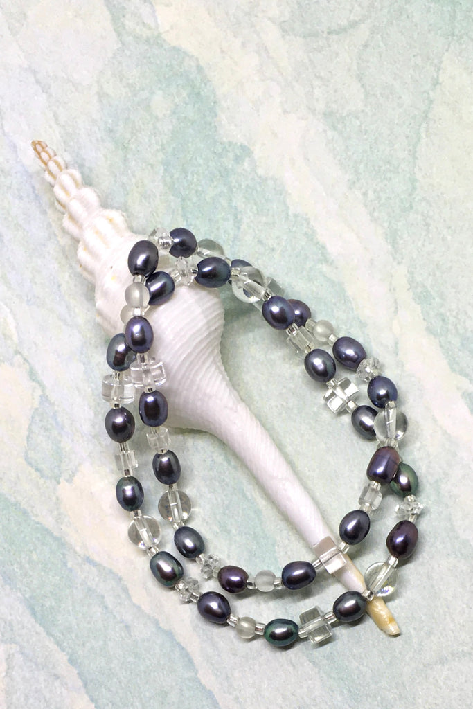 Pearl and Crystal Bead Bracelet, dainty pretty pearl bracelet