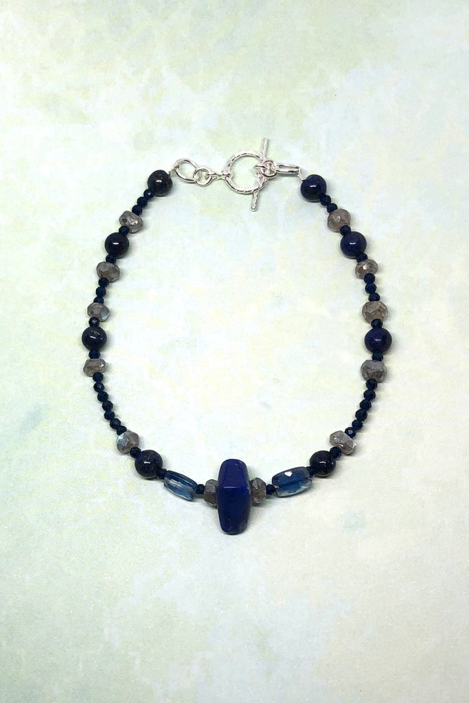 Lapis Lazuli and blue Iolite in such a pretty bracelet style. DETAILS: