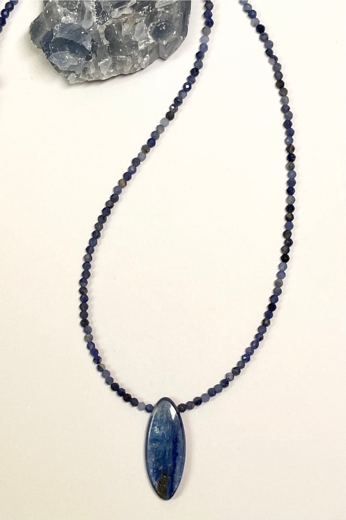 The Necklace Kyanite Gem Beads has a central pendant which is a hand cut and faceted from deep cobalt blue Kyanite shard.