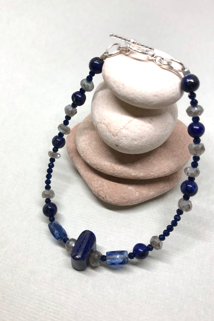 Lapis Lazuli and blue Iolite in such a pretty bracelet style. DETAILS: