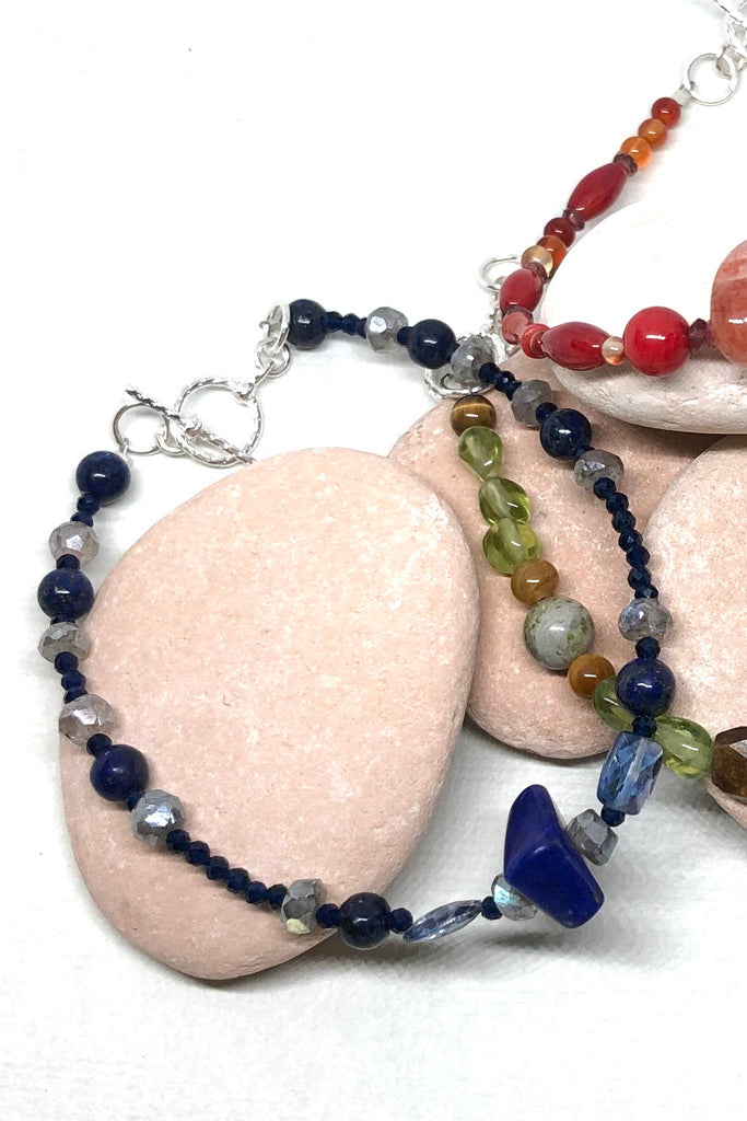 Lapis Lazuli and blue Iolite in such a pretty bracelet style. DETAILS: