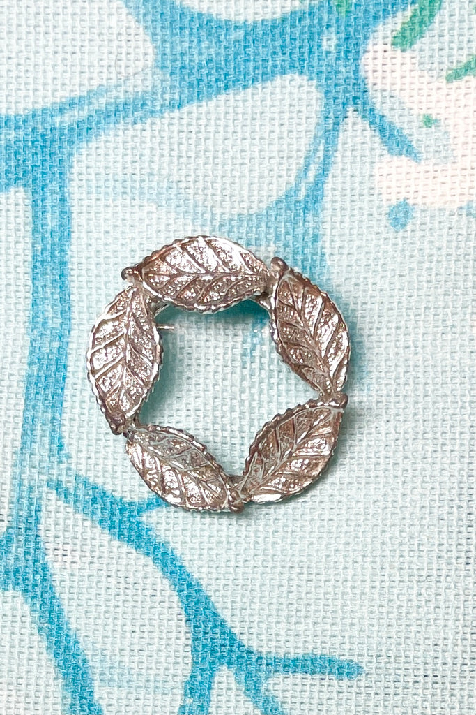 cute vintage silvery laurel leaf brooch