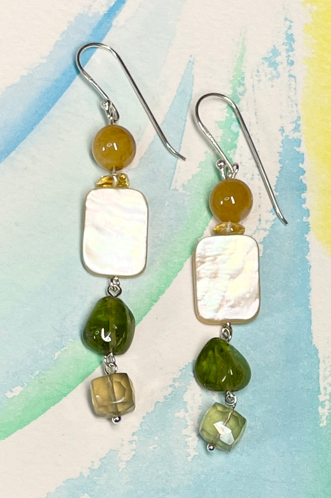 The Histoire earrings are designed and assembled using an assortment of new, old and repurposed stones.