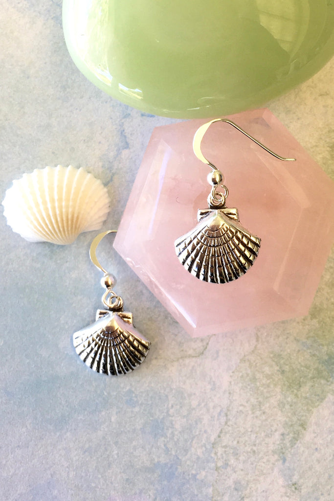 Earrings Cay Shells Hoop in 925 Silver, sea shells style earrings in silver for beach wear