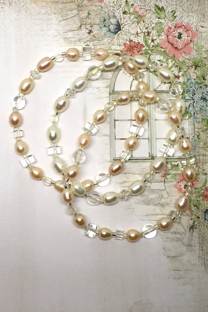 Pearl and Crystal Bead Bracelet, dainty pretty pearl bracelet