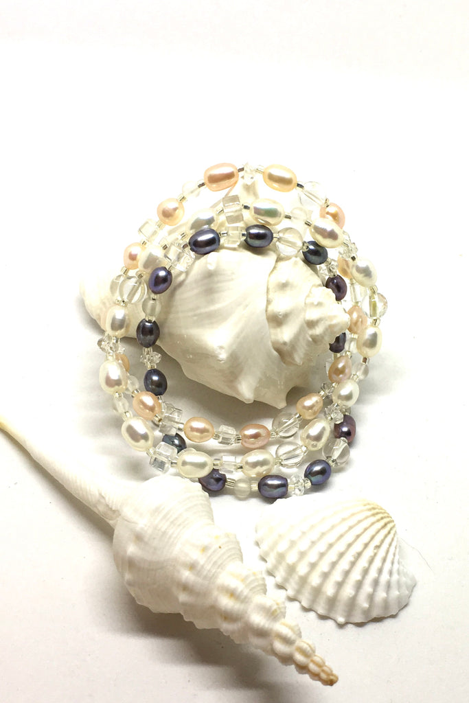 Pearl and Crystal Bead Bracelet, dainty pretty pearl bracelet