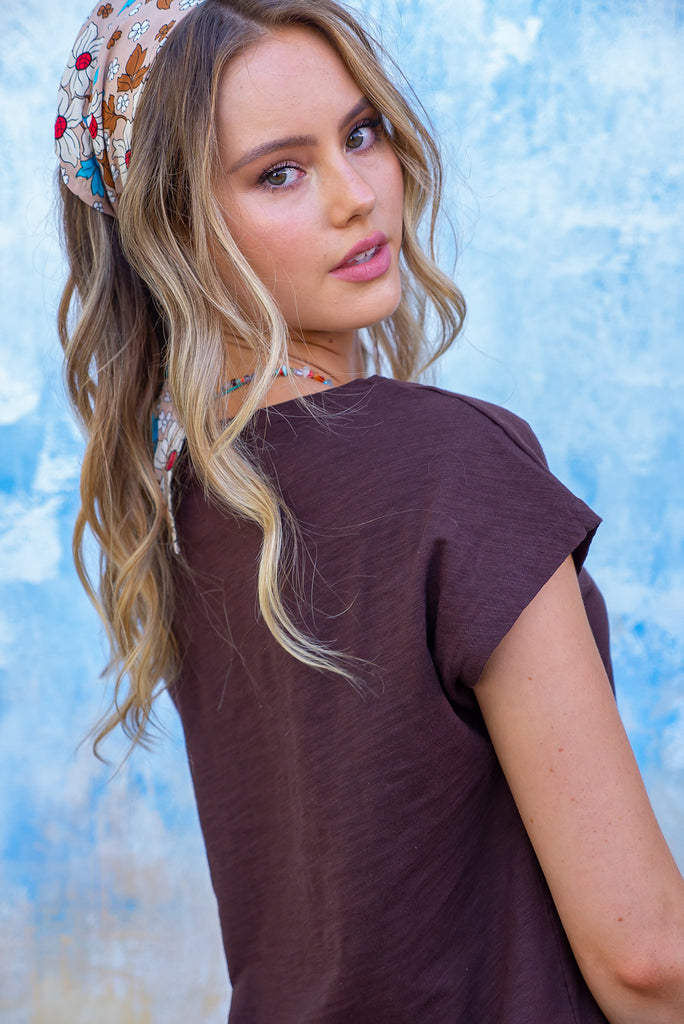 The Phoenix Tee Chocolate features fine weave, classic T-shirt cut, loose fit, curved hem and knit cotton/poly blend in dark, rich chocolate colour.
