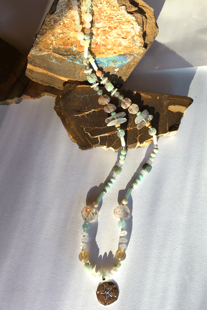 Pretty gemstone necklace with natural gemstones. Perfect to wear with chic boho luxe clothing an exclusive design